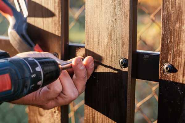 Fence Maintenance in Joplin